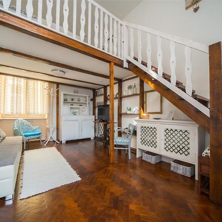 Agria Vintage Apartman إغير المظهر الخارجي الصورة