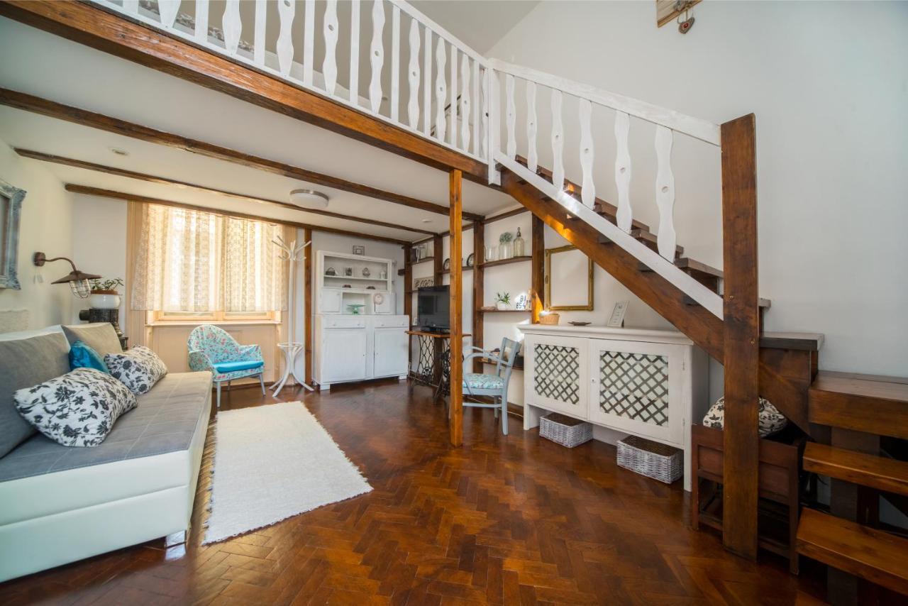 Agria Vintage Apartman إغير المظهر الخارجي الصورة