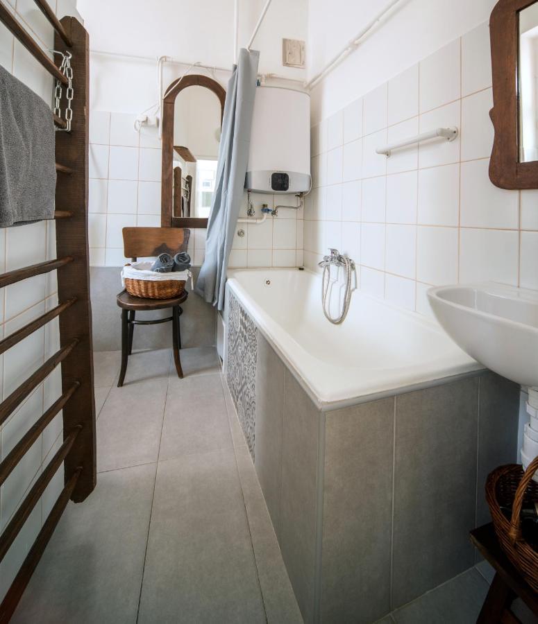 Agria Vintage Apartman إغير المظهر الخارجي الصورة